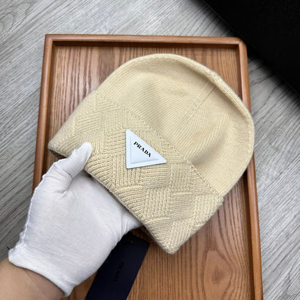 BEANIE HAT IN BISQUE BEIGE WOOL AND RABBIT FUR 342035