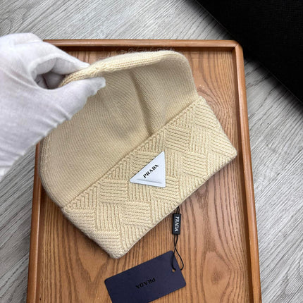 BEANIE HAT IN BISQUE BEIGE WOOL AND RABBIT FUR 342035