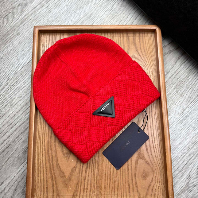 BEANIE HAT IN CHERRY RED WOOL AND RABBIT FUR 342036