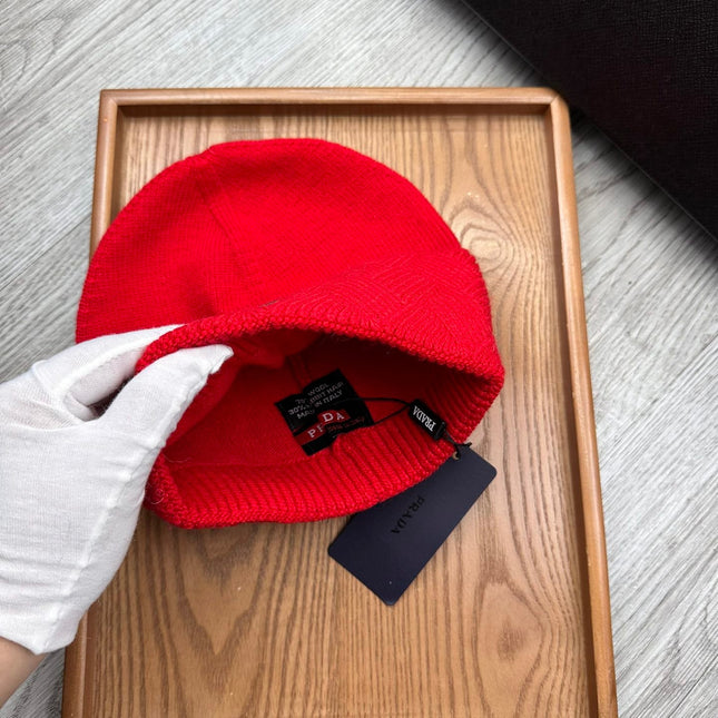 BEANIE HAT IN CHERRY RED WOOL AND RABBIT FUR 342036