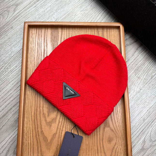BEANIE HAT IN CHERRY RED WOOL AND RABBIT FUR 342036