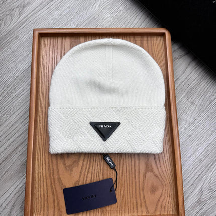 BEANIE HAT IN WHITE WOOL AND RABBIT FUR 436399