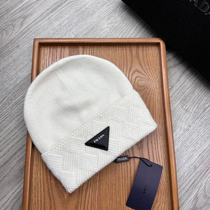 BEANIE HAT IN WHITE WOOL AND RABBIT FUR 436399
