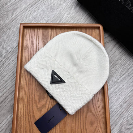 BEANIE HAT IN WHITE WOOL AND RABBIT FUR 436399