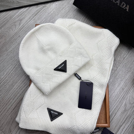 SET SCARF AND HAT IN WHITE WOOL AND RABBIT FUR 397408