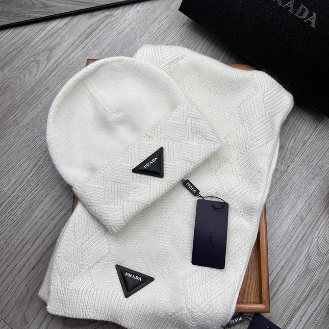 SET SCARF AND HAT IN WHITE WOOL AND RABBIT FUR 397408