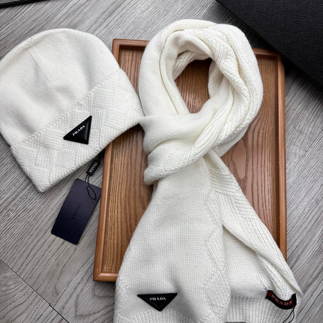 SET SCARF AND HAT IN WHITE WOOL AND RABBIT FUR 397408
