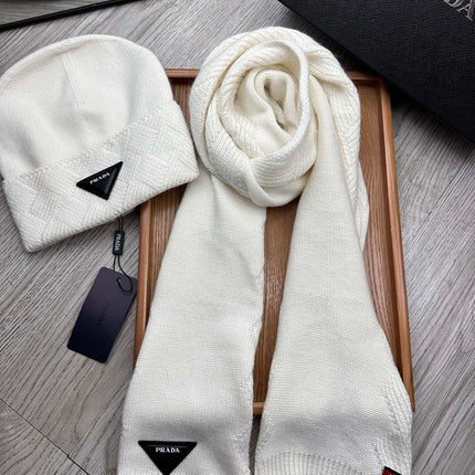 SET SCARF AND HAT IN WHITE WOOL AND RABBIT FUR 397408