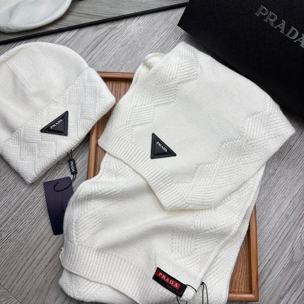 SET SCARF AND HAT IN WHITE WOOL AND RABBIT FUR 397408