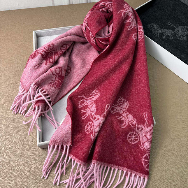 HORSE & CARRIAGE PRINT SCARF 195 CM IN RED PINK 375240