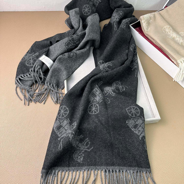 HORSE & CARRIAGE PRINT SCARF 195 CM IN BLACK WOOL 375242