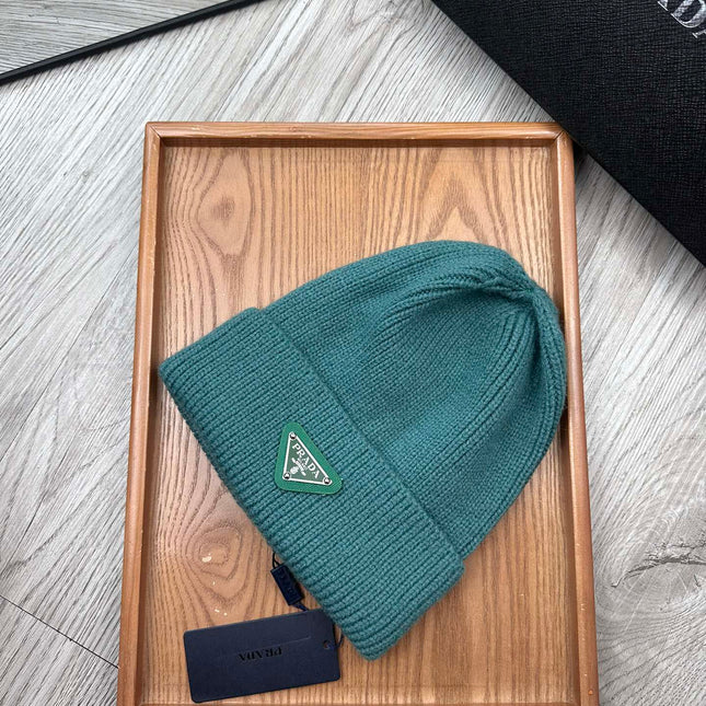 BEANIE HAT IN TEAL GREEN WOOL 332392