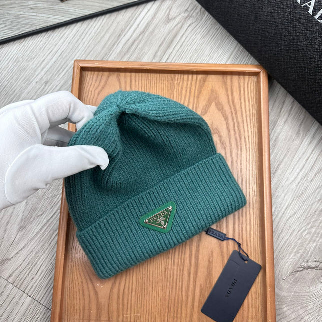 BEANIE HAT IN TEAL GREEN WOOL 332392