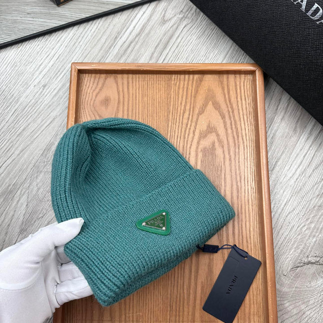 BEANIE HAT IN TEAL GREEN WOOL 332392