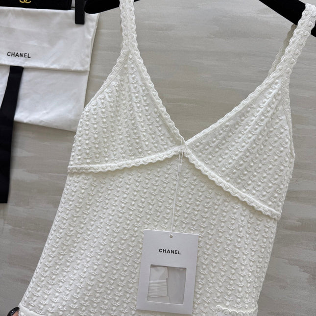 CHANEL WHITE SPAGHETTI STRAP TOP 265024