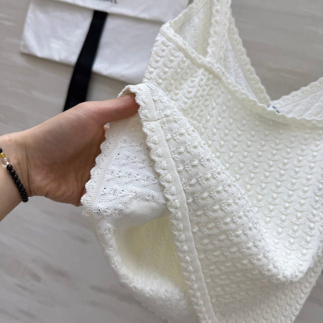 CHANEL WHITE SPAGHETTI STRAP TOP 265024
