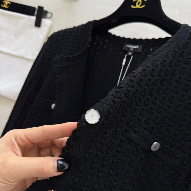 CHANEL CLASSIC KNIT CARDIGAN 265016