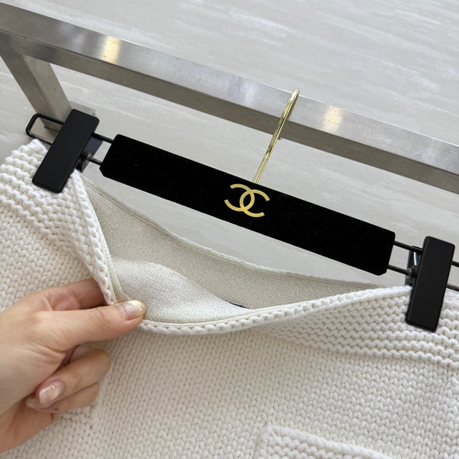 CHANEL 25S MINI SKIRT STYLE 239