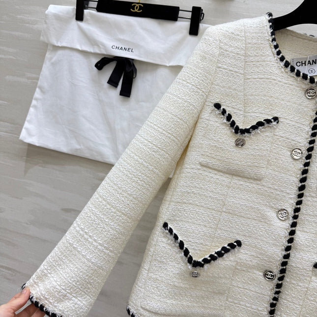 CHANEL 25S JACKET STYLE 242