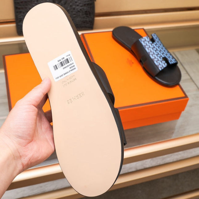 HM IZMIR SANDAL BLACK AND SKY LAMBSKIN