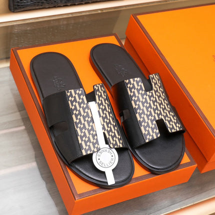 HM IZMIR SANDAL BLACK AND PEACHY LAMBSKIN