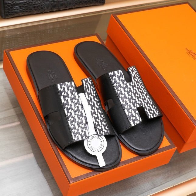 HM IZMIR SANDAL BLACK AND WHITE LAMBSKIN