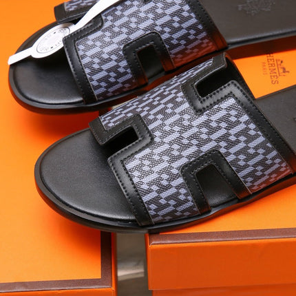 HM ORAN SANDAL BLACK AND LAVENDER LAMBSKIN