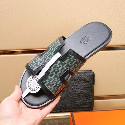 HM ORAN SANDAL BLACK AND SAPPHIRE LAMBSKIN