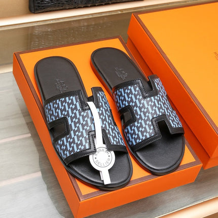 HM ORAN SANDAL BLACK AND SKY LAMBSKIN
