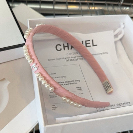 Collection image for: Chanel Hair Accessories