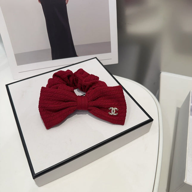 RUBY RED FABRIC SCRUNCHIE 410902