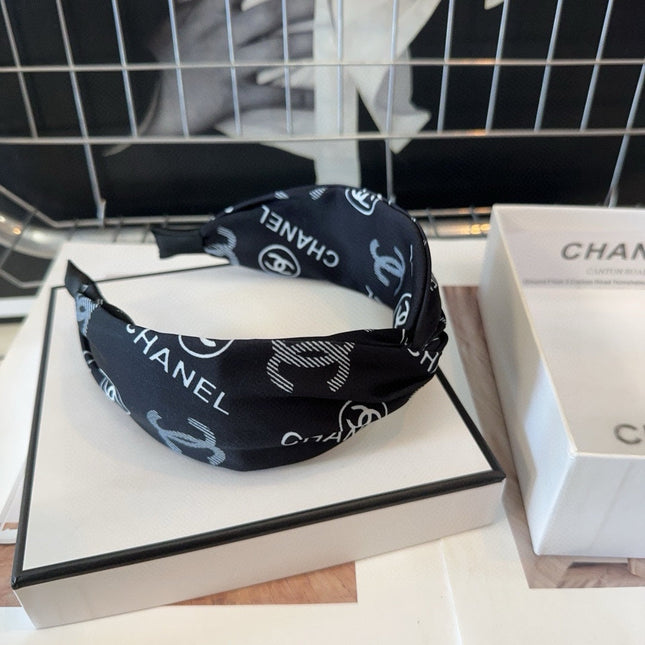 BLACK MONOGRAM FABRIC HAIRBAND 414446