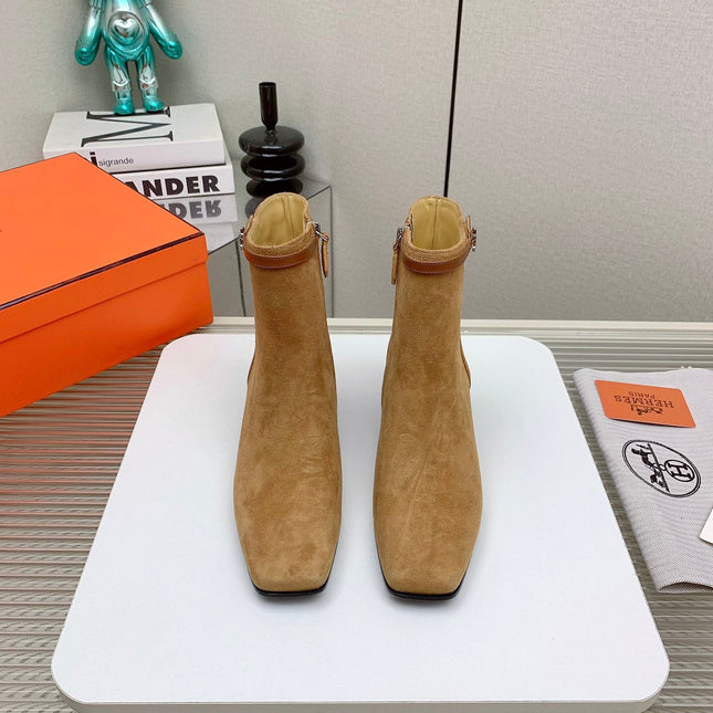 WOMEN'S NEO ANKLE BOOT IN PEANUT BROWN SUEDE