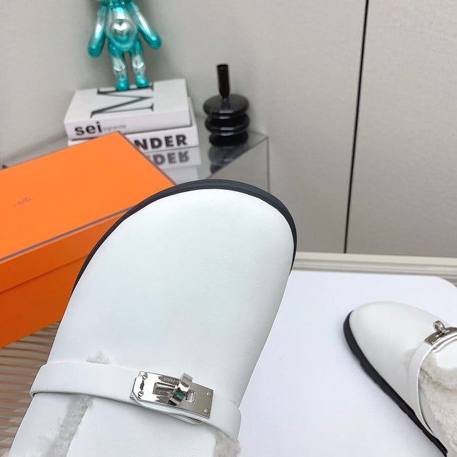 SLIP-ON MULE IN WHITE CALFSKIN AND SHEARLING LINING