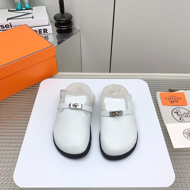 SLIP-ON MULE IN WHITE CALFSKIN AND SHEARLING LINING