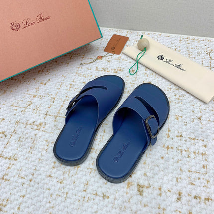 SANDALS IN CLASSIC BLUE CALFSKIN