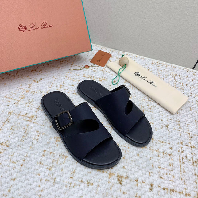 SANDALS IN BLACK CALFSKIN