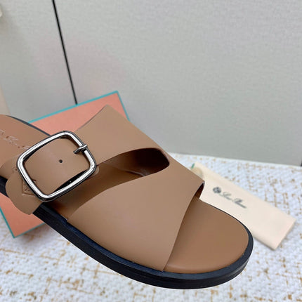 SANDALS IN LIGHT BROWN CALFSKIN