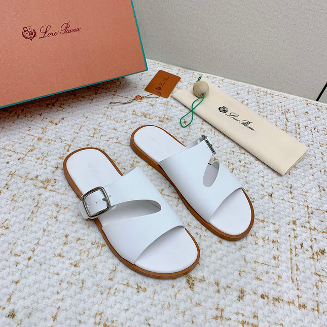SANDALS IN WHITE CALFSKIN