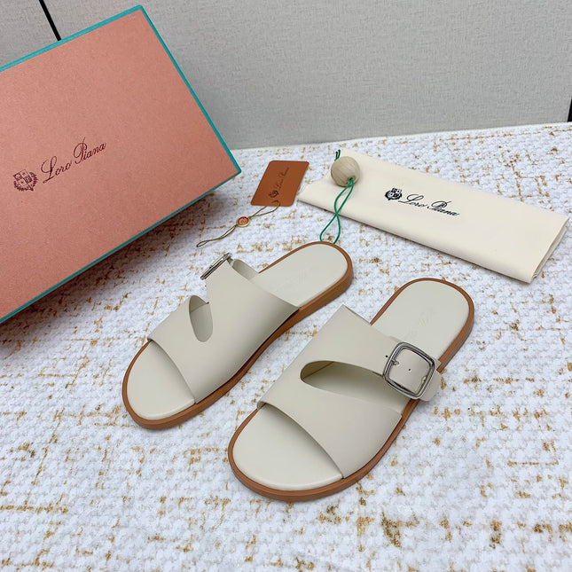 SANDALS IN CREAM WHITE CALFSKIN