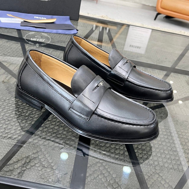 PRA LOAFER IN BLACK CALFSKIN