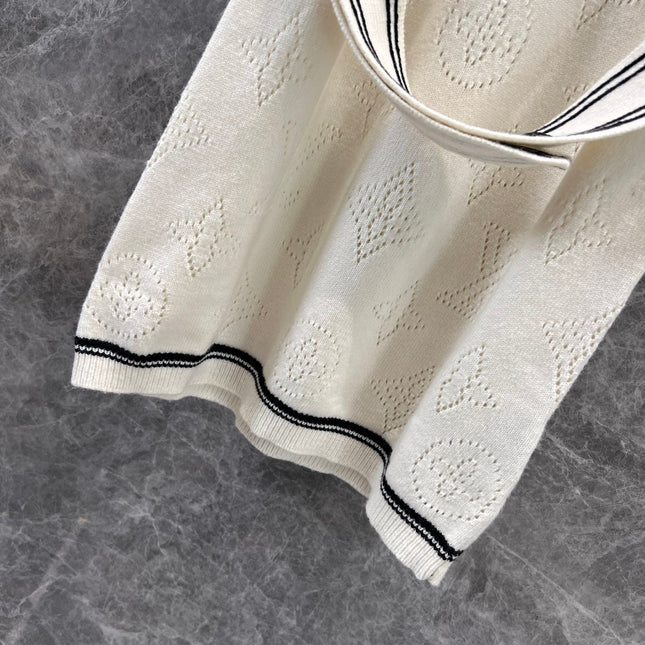 LV 25 White Monogram Wool