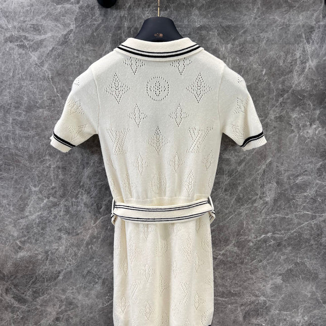 LV 25 White Monogram Wool