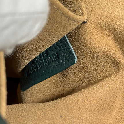 MEDIUM 23 PEBBLE MESSENGER BAG IN FOREST GREEN SUPPLE GRAINED CALFSKIN