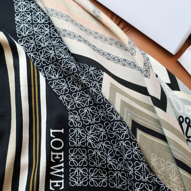 ANAGRAM SQUARE 140 CM SCARF IN COLORFUL SILK AND CASHMERE 413599