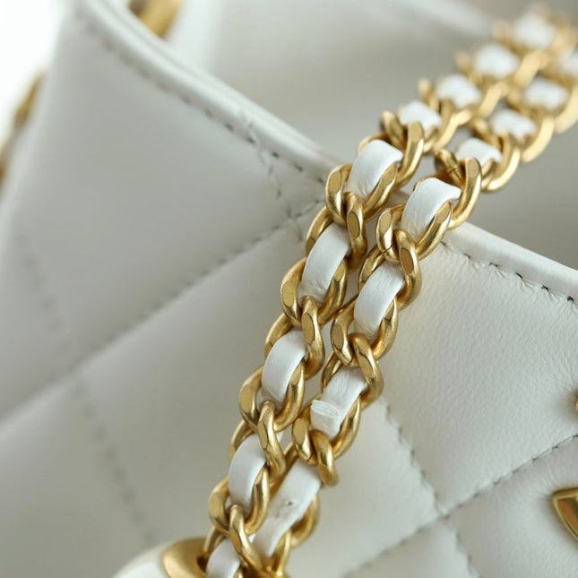 CHANEL 25S HOBO BAG 19.5 CM IN WHITE CALFSKIN WITH GOLD HARDWARE