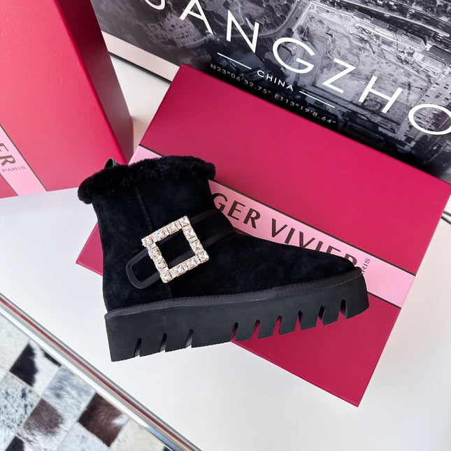 VIV' WINTER FUR STRASS BUCKLE ANKLE BOOTS IN BLACK SUEDE