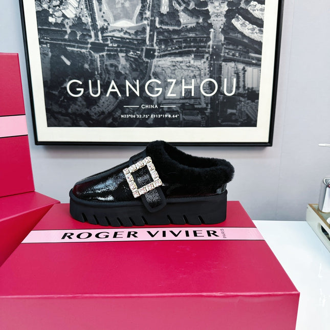 VIV WINTER PLATFORM MULES IN BLACK PATENT CALFSKIN