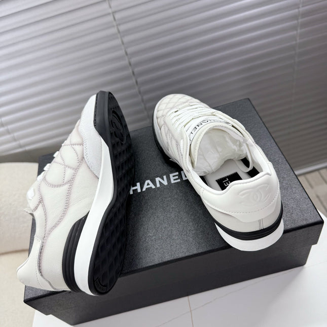 CHANEL 25S TRAINERS WHITE AND LIGHT GRAY IN CALFSKIN