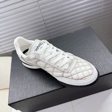 CHANEL 25S TRAINERS WHITE AND LIGHT GRAY IN CALFSKIN